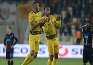 Yeni Malatya Trabzon un Dağıttı 5-0
