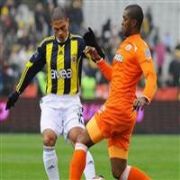 FENER, BELEDİYE ÇUKURUNA DÜŞTÜ 2-1