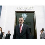 AK PARTİDEN EVLERE SERVİS!