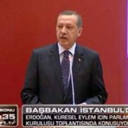  KIZLARI ÜNİVERSİTEDEN UZAKLAŞTIRMAK İLKELLİKTİR 