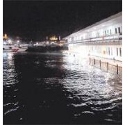 KARAKÖY İSKELESİ LODOS A DAYANAMADI