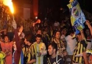 BAĞDAT CADDESİNDE FENERBAHÇE COŞKUSU