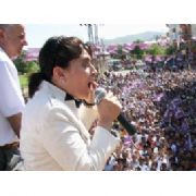 LEYLA ZANA İPİN UCUNU KAÇIRDI