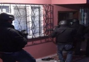 İSTANBUL DA CANLI BOMBA OPERASYONU!