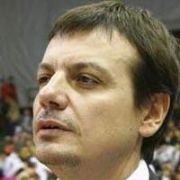 EFES İN KOÇ U ATAMAN FENER E ATEŞ PÜSKÜRDÜ