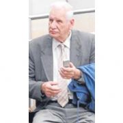 HER 8 ERKEKTEN BİRİ OSTEOPOROZ