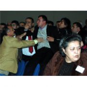 MANİSA DA CHP LİLERİN YUMRUKLU KONGRESİ