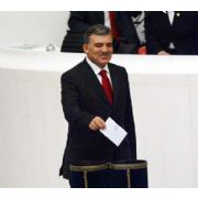 GÜL E DOKUNULMAZLIK, YETKİLERİNE KISITLAMA GELİYOR