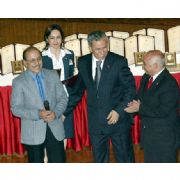 NEŞET ERTAŞ A TBMM DEN ÖDÜL