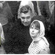 HAYRUNİSA GÜL E SOHPİA LOREN İMAJI