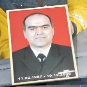  O DELİĞE GİRMEKTENSE MEZARI TERCİH EDERİM 