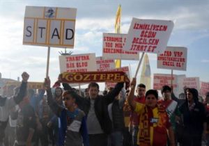 İzmir de Stadyum Ayaklanması