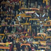 GALATASARAY A 1 MAÇ SEYİRCİSİZ OYNAMA CEZASI