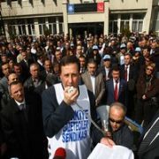 ANADOLU AJANSI ÇALIŞANLARI GREV KARARINI ASTI!