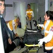 ACİL SERVİSTE SEDYEDEN DÜŞÜRDÜKLERİ YARALI ÖLDÜ