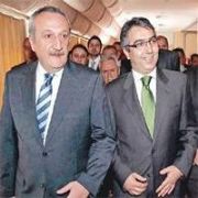 ERKAN MUMCU:   SİYASETE DEVAM EDECEĞİM 