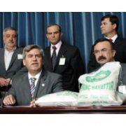 PİRİNÇ SAVAŞI, PİLAV SEVENLERE YARADI!!