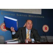 CHP, TÜZMEN İN PEŞİNİ BIRAKMIYOR