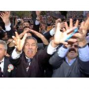 BÜLENT ARINÇ IN MESİR KAPMA YARIŞI