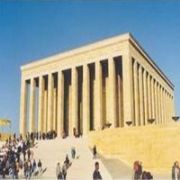 SANATÇILAR DAN ANITKABİR ÇIKARTMASI
