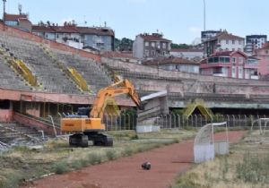 Cebeci Stadının Yıkımı Durduruldu