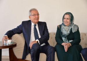  ERDOĞAN BANA DEĞİL KENDİNE KÜSSÜN 
