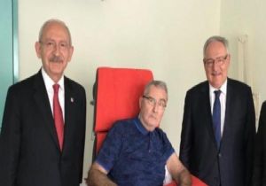 Kılıçdaroğlu, Baykal ı Ziyaret Etti
