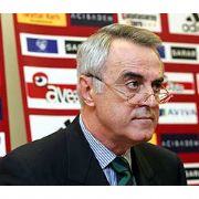 FENERLİ TARAFTARDAN CANAYDIN A GEÇMİŞ OLSUN MESAJI 