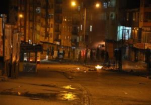 HAKKARİ DE GERGİN GECE