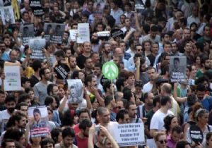 TAKSİM DE LİCE PROTESTOSU, 10 GÖZALTI!