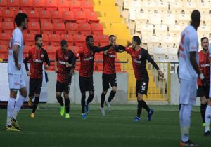 Gaziantep Sivas ı Fena  Dağıttı 5-1