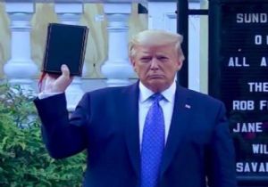 Trump tan Kilise Şovu Savunması