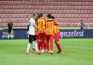 Kayseri Kartal ı Fena Dağıttı 3-1