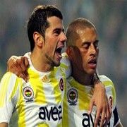 FENERBAHÇE İLK YARI 1-0 ÖNDE KAPADI