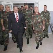 GUL MAÇI ASKERLERLE İZLEYECEK