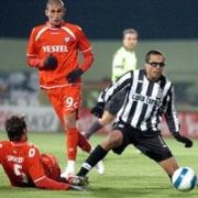VESTEL DEN KARTAL A BAYRAM HEDİYESİ 2-1