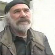ATATÜRK HEYKELLERİNİ MAHKEMEYE VERİYOR