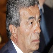 KAMER GENÇ TEN MECLİS TE SEZER E ÖVGÜ
