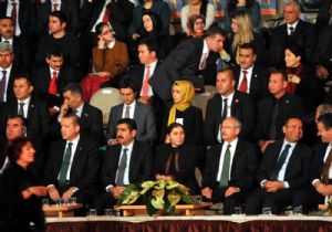 HOŞGÖRÜ GECESİNDE GERİLİM!