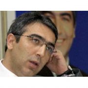 ERKAN MUMCU, HÜKÜMETİN İSTİFASINI İSTEDİ