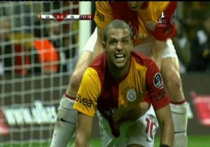 ARENA NIN PİT BULL U MELO!