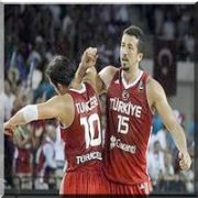BASKETÇİLER MAKARNACI ÇIKTI