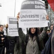 ÖĞRENCİLER ÇANKAYA SOFRASINI PROTESTO ETTİ!