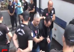 Adnan Oktar:Annemden Harçlık Alırım