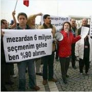 ÖLÜ SEÇMENLER PROTESTOSU!