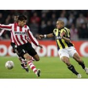 FENERBAHÇE, PSV DEN PUAN ÇIKARDI 0-0