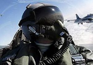 Üniversite Mezunlarına Askeri Pilotluk