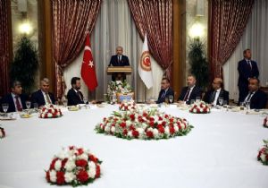 TBMM Başkanı ndan Gazetecilere İftar 