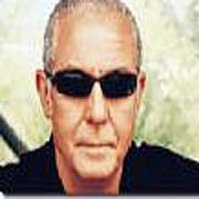 SANATÇILAR BİRBİRİNE GİRDİ