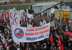 ERGENEKON DAVASI GERİLİMLİ BAŞLADI